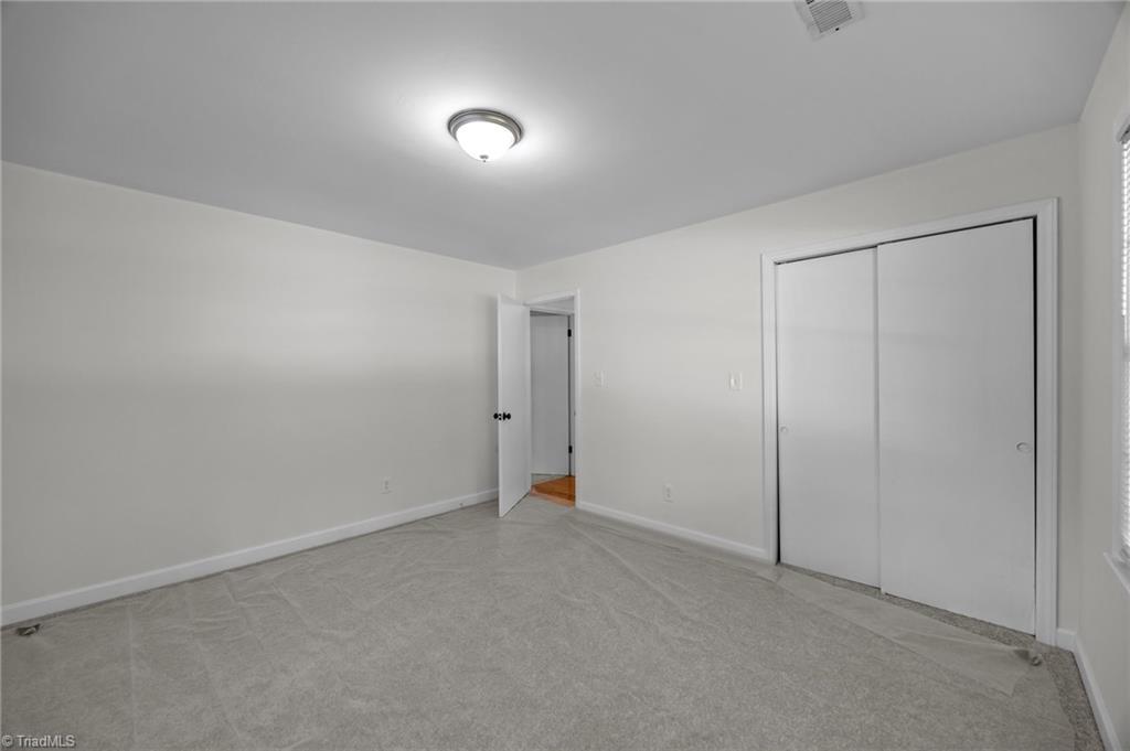 2732 Knob Hill Drive, Clemmons, North Carolina image 32