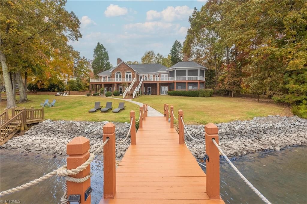 Photo of 185 Willow Point Road, Troutman, NC 28166 (MLS # 1214526)