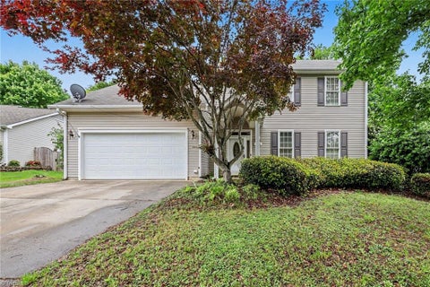 Homes For Sale - 945 Biloxi Avenue<br/> Kernersville, NC 27284