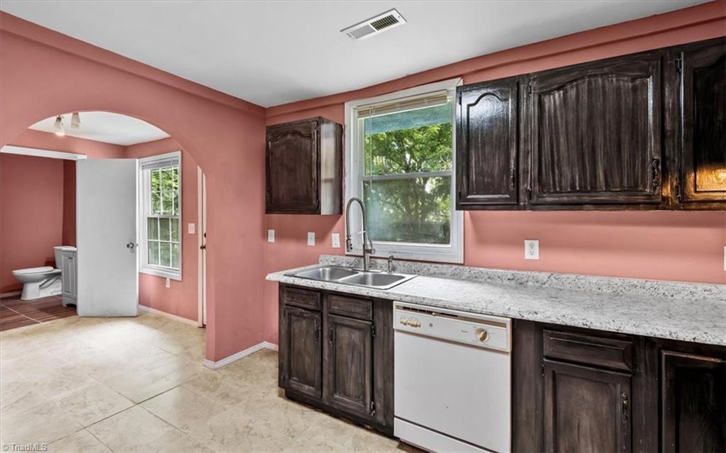 1224 Downing Street, High Point, North Carolina image 25