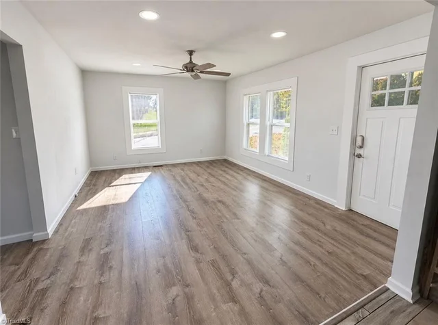 602 Greensboro Street, photo 2 of 8