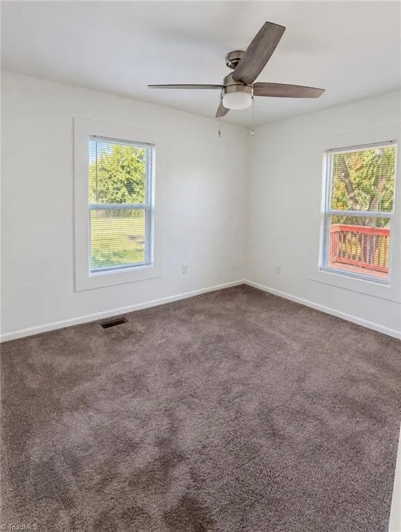 602 Greensboro Street, photo 5 of 8