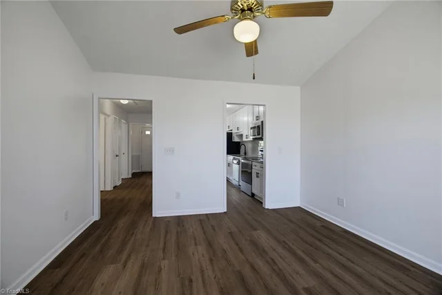 814 Guilford College Road Unit 144, photo 4 of 27