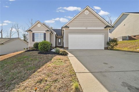 Homes For Sale - 1562 Piney Church Road<br/> Concord, NC 28025