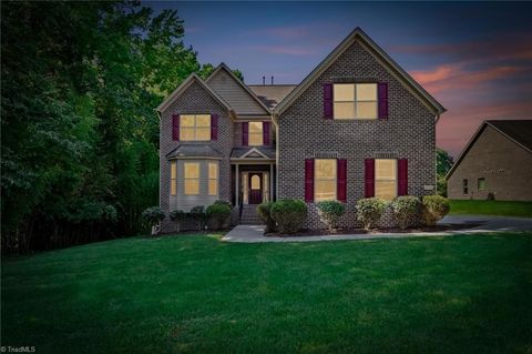 1376 Trafalgar Drive High Point NC 27262