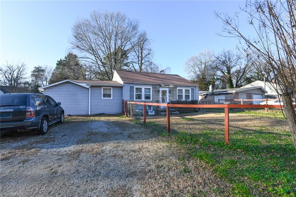 Photo of 4728 Bowman Avenue, Greensboro, NC 27407 (MLS # 1204107)