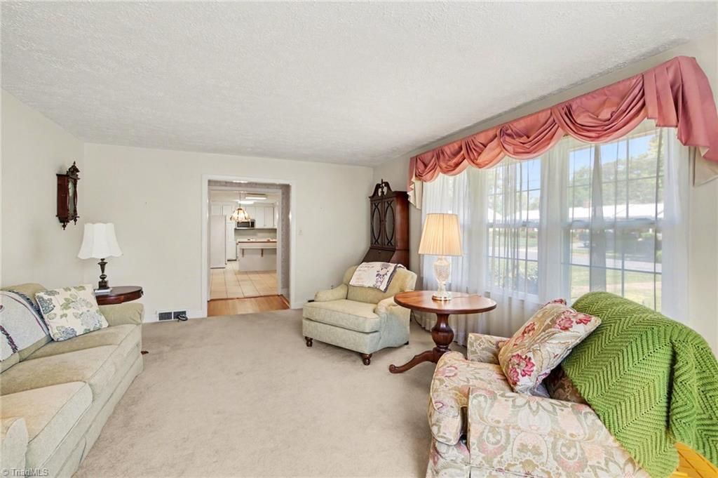 Photo of 2910 Birchwood Drive, Winston-Salem, NC 27103 (MLS # 1216716)