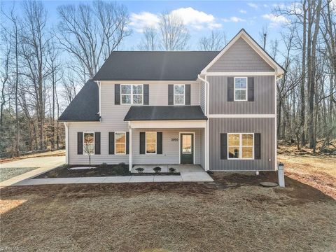 Homes For Sale - 3050 Nc Highway 62<br/> Guilford County, Liberty, NC 27298