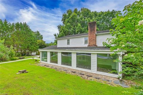 A home in Bermuda Run