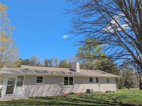 A home in Mount Airy