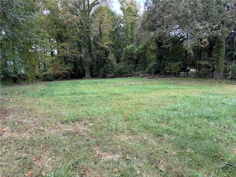 Photo of 3520 N Rockingham Road, Greensboro, NC 27407 (MLS # 1198797)