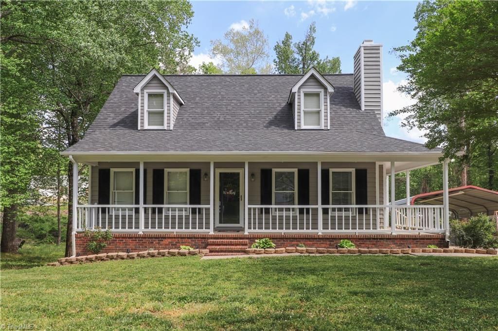 Photo of 2219 Doe Run, Reidsville, NC 27320 (MLS # 1216039)