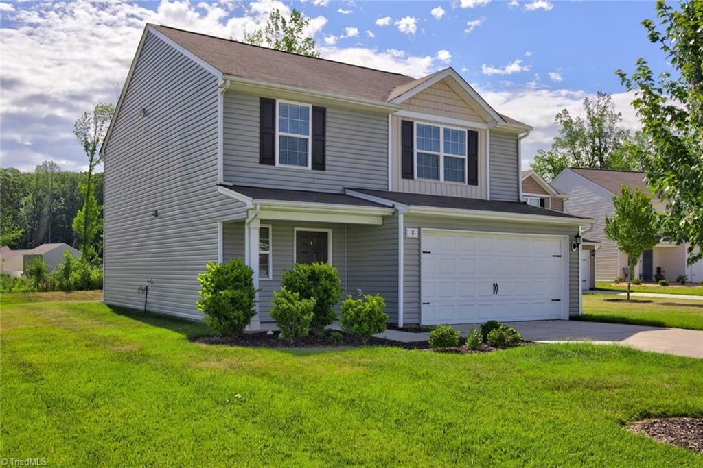 Photo of 8 Hazelburn Court, Greensboro, NC 27405 (MLS # 1224973)