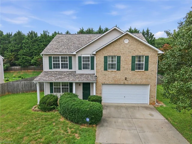 7027 Hill N Dale Drive, photo 3 of 50