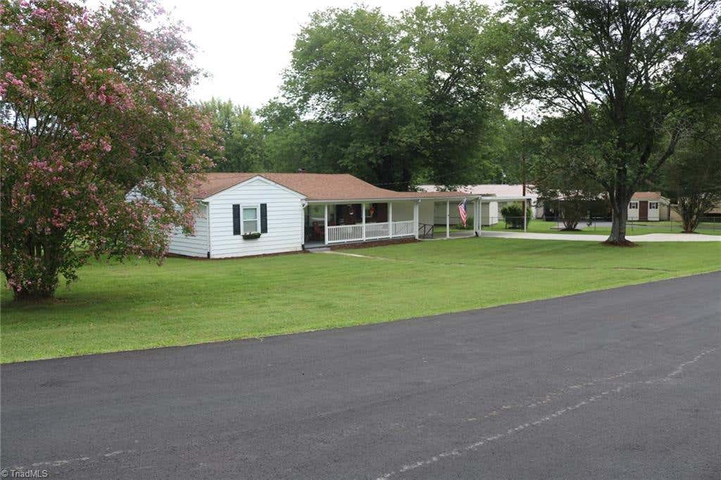 Photo of 106 Mohawk Drive, King, NC 27021 (MLS # 1230740)