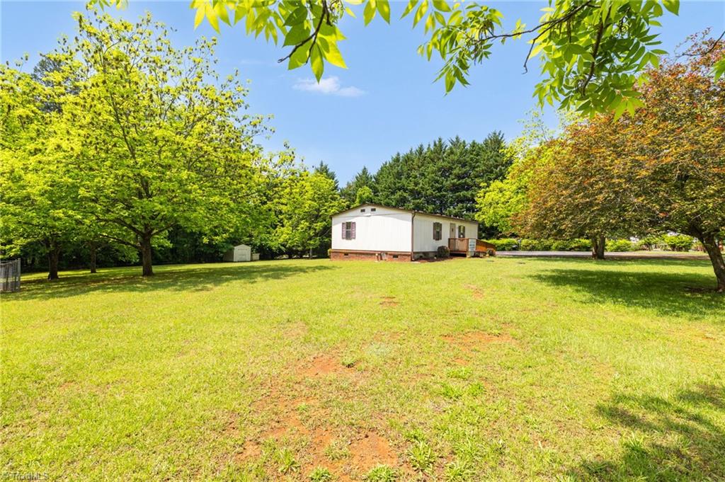 2571 Gibbs Road, Reidsville, North Carolina image 3