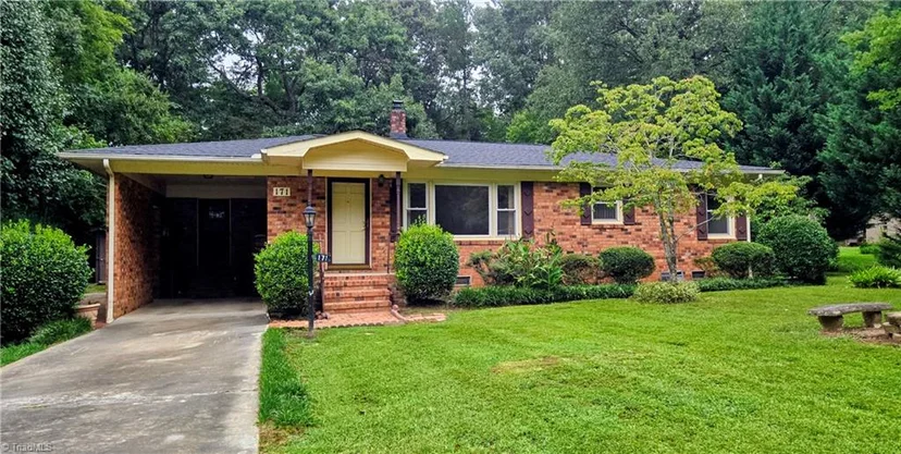 171 Idlewild Drive, photo 1 of 23