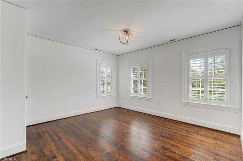 2202 W Market Street, Greensboro, North Carolina image 25