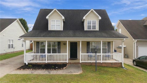Homes For Sale - 1344 Lighthouse Lane<br/> Winston-Salem, NC 27127