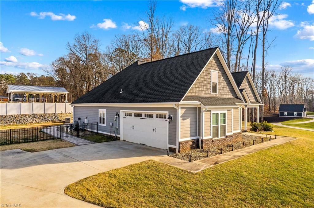 Photo of 265 Lakefront Drive, Salisbury, NC 28146 (MLS # 1207823)