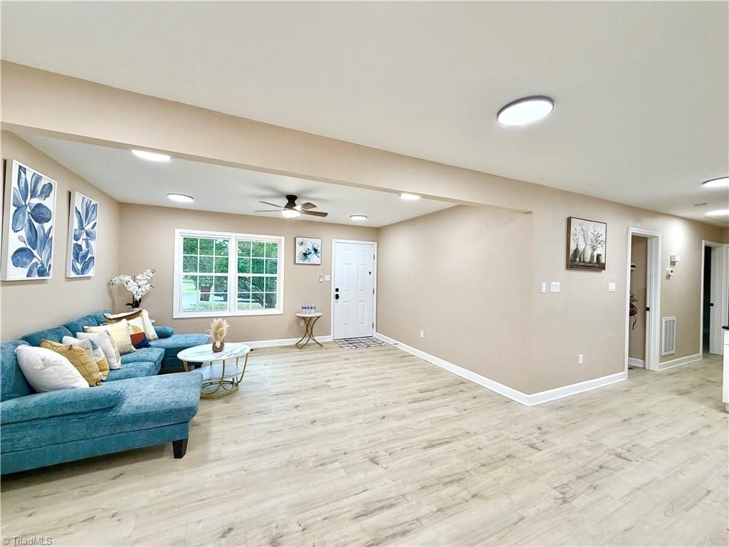 Photo of 7362 Lansdowne Place, Thomasville, NC 27360 (MLS # 1222447)