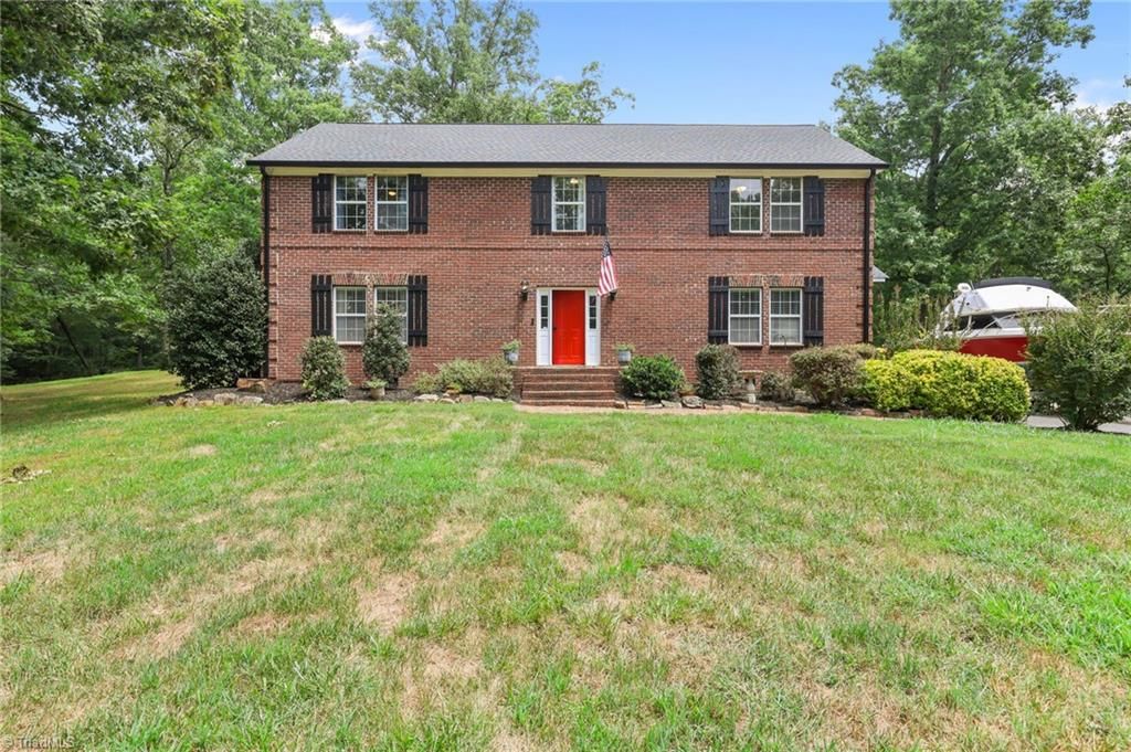 Photo of 25611 Bridgeport Road, Albemarle, NC 28001 (MLS # 1206146)