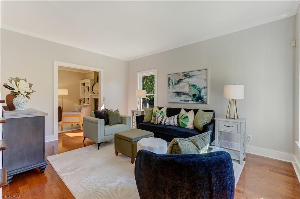 16 Brookglen Drive