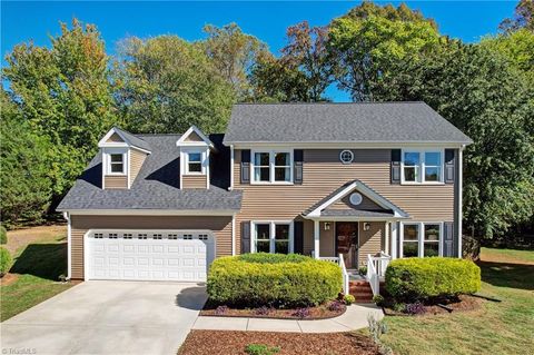 16 Brookglen Drive Greensboro NC 27410