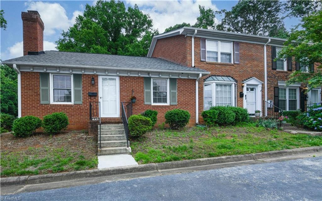 Photo of 4620 Lawndale Drive #E, Greensboro, NC 27455 (MLS # 1222291)
