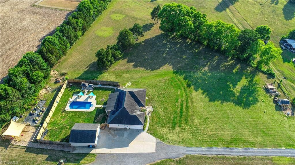 Photo of 2946 US Highway 158, Mocksville, NC 27028 (MLS # 1224837)