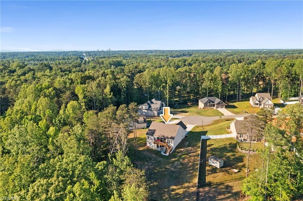 Photo of 293 Vine Ridge Drive, Winston-Salem, NC 27127 (MLS # 1221981)