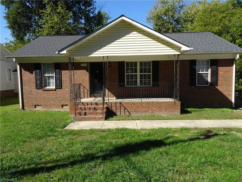 504 Abington Drive, photo 1 of 23