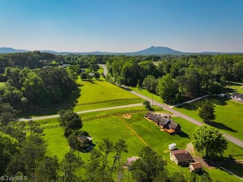 A home in Pilot Mountain