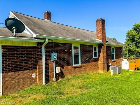 A home in Pilot Mountain