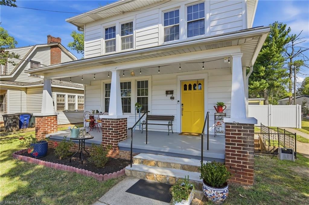 Photo of 415 W 25th Street, Winston-Salem, NC 27105 (MLS # 1236398)