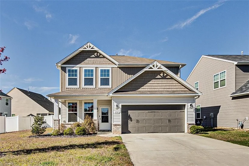 232 Oxford Ridge Lane, photo 1 of 17