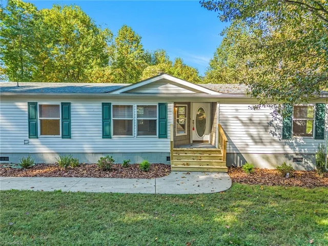 265 Mckinley Road, photo 2 of 50