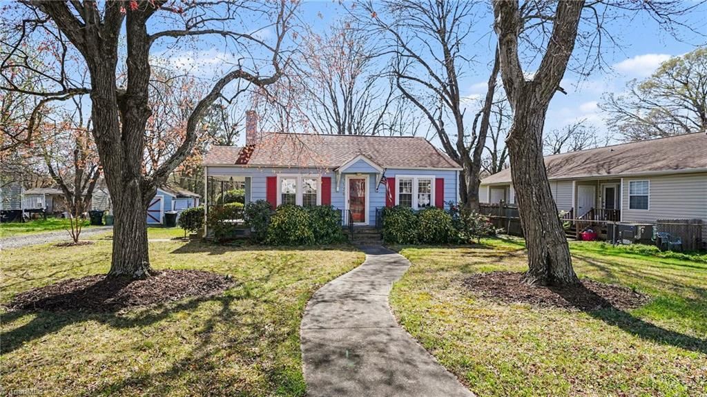 Photo of 1520 Albright Avenue, Burlington, NC 27215 (MLS # 1212427)