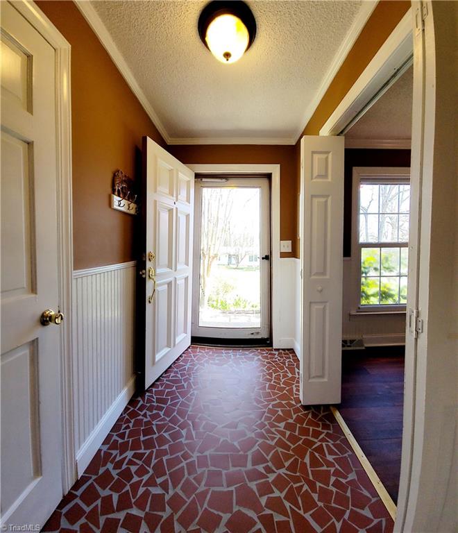 Photo 9 of 28 of 2908 Charolais Drive house