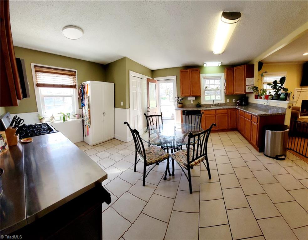 Photo 4 of 28 of 2908 Charolais Drive house