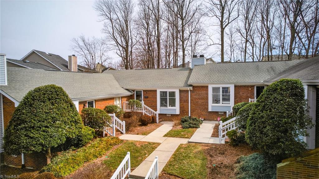 2004 Saddlegate Court