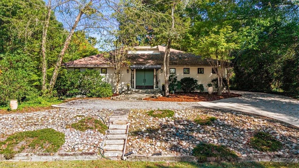 816 Sunset Drive