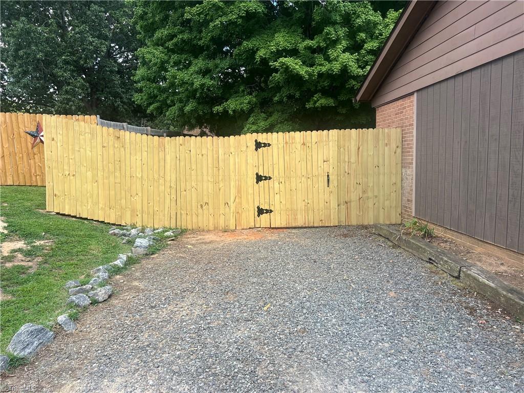 Photo of 509 Robinhood Road, Reidsville, NC 27320 (MLS # 1230157)