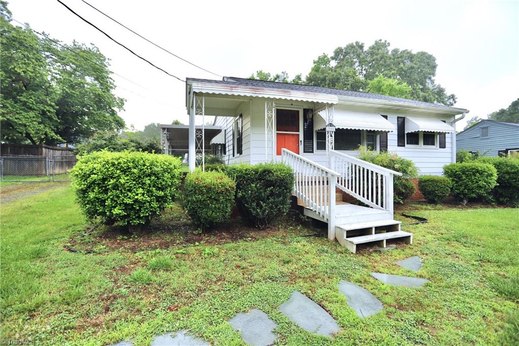 2006 Ashland Drive, Burlington, North Carolina image 2