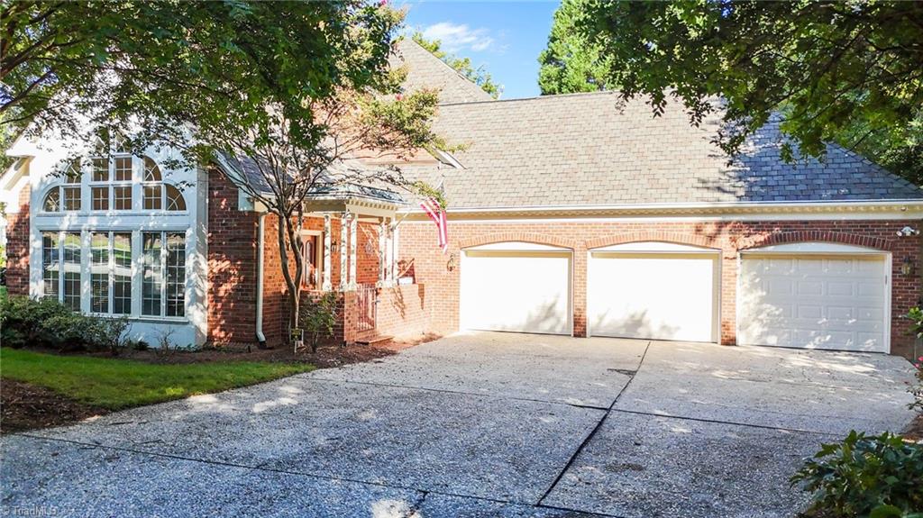 200 Manchester Place