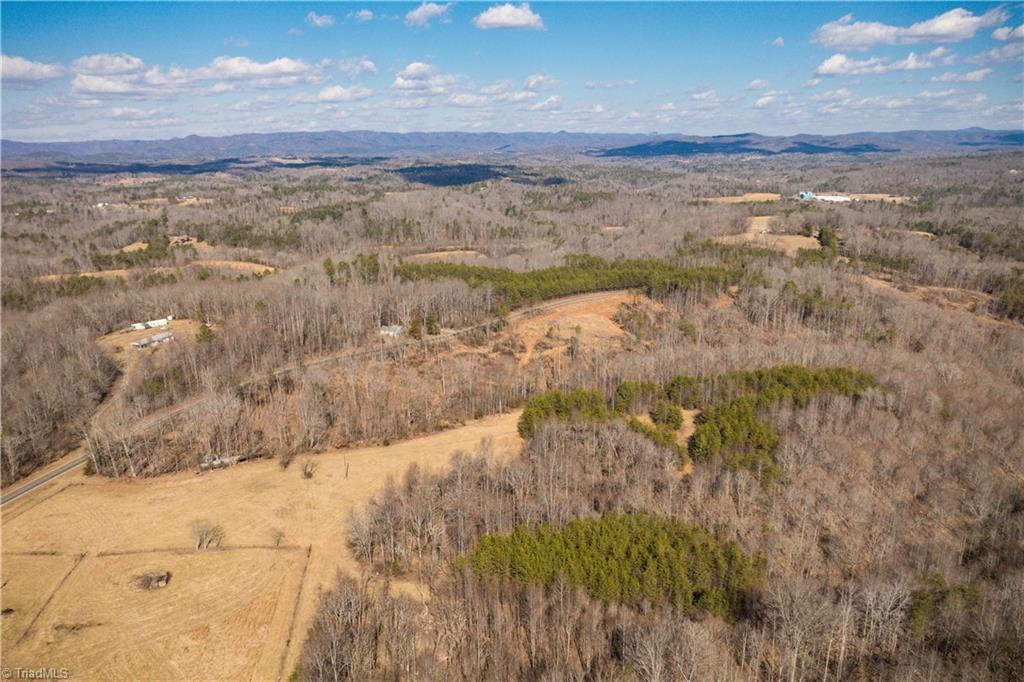 00 Asbury Speedway Road, Westfield, North Carolina image 8