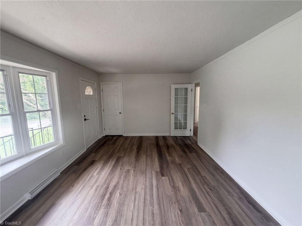 Photo of 1502 Meadowview Road, Greensboro, NC 27403 (MLS # 1237208)