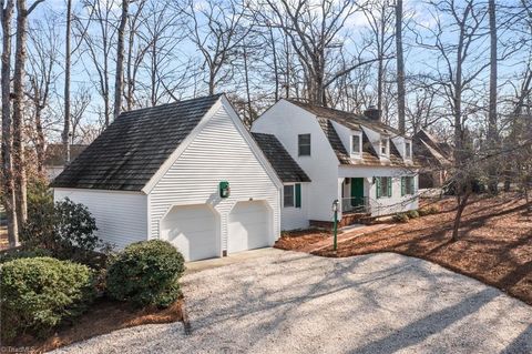 Homes For Sale - 3323 N Rockingham Road<br/> Greensboro, NC 27407