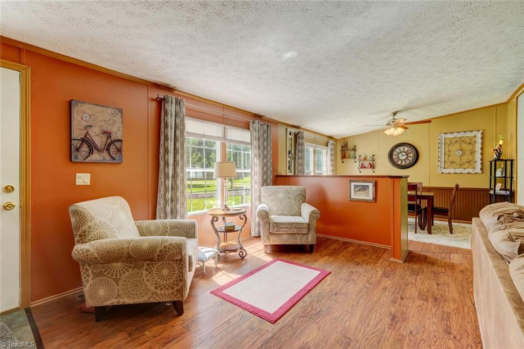 1112 Wagonwheel Road, Reidsville, North Carolina image 11