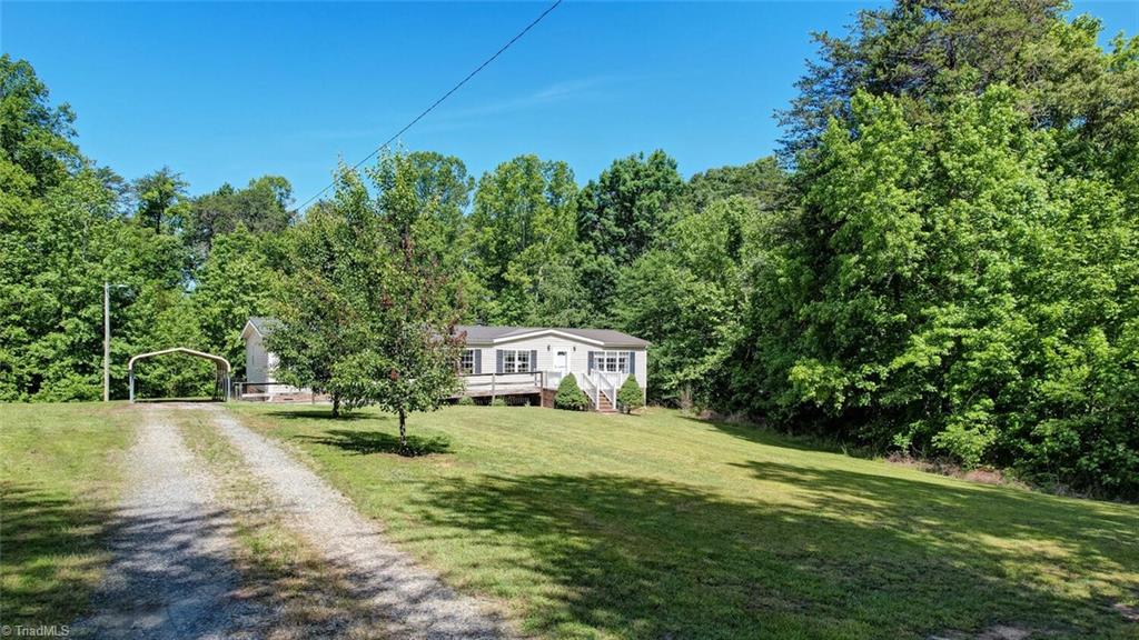 1112 Wagonwheel Road, Reidsville, North Carolina image 7